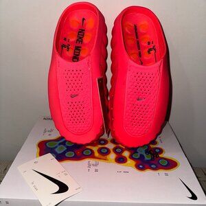 Nike Mind Solar Red Size 7 Womens - NWT